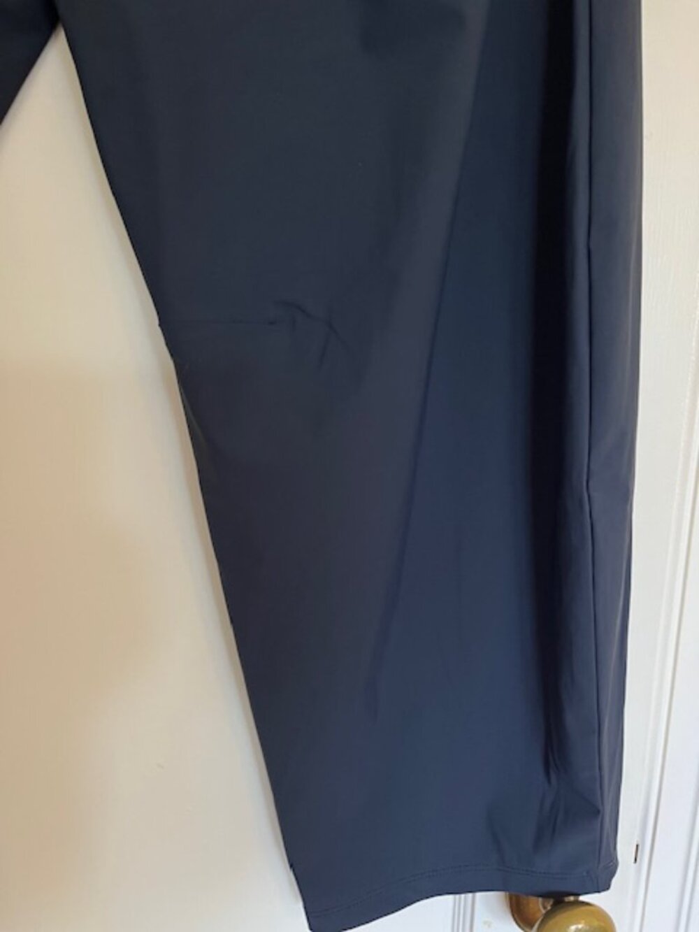 Old Navy SleekTech Barrel Pants in Dusk Navy | Size Medium - Picture 7 of 10